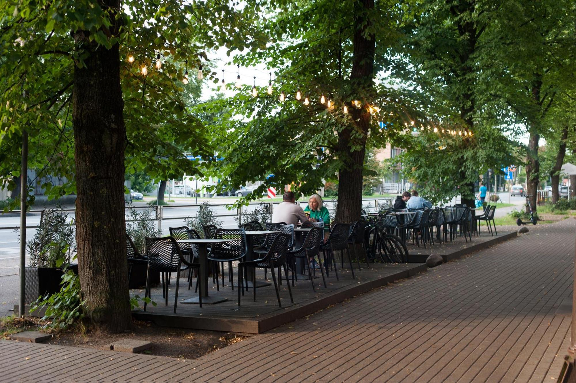 Leilighet Teika No 2 Apartment-retro On Brivibas Street-free Parking Riga