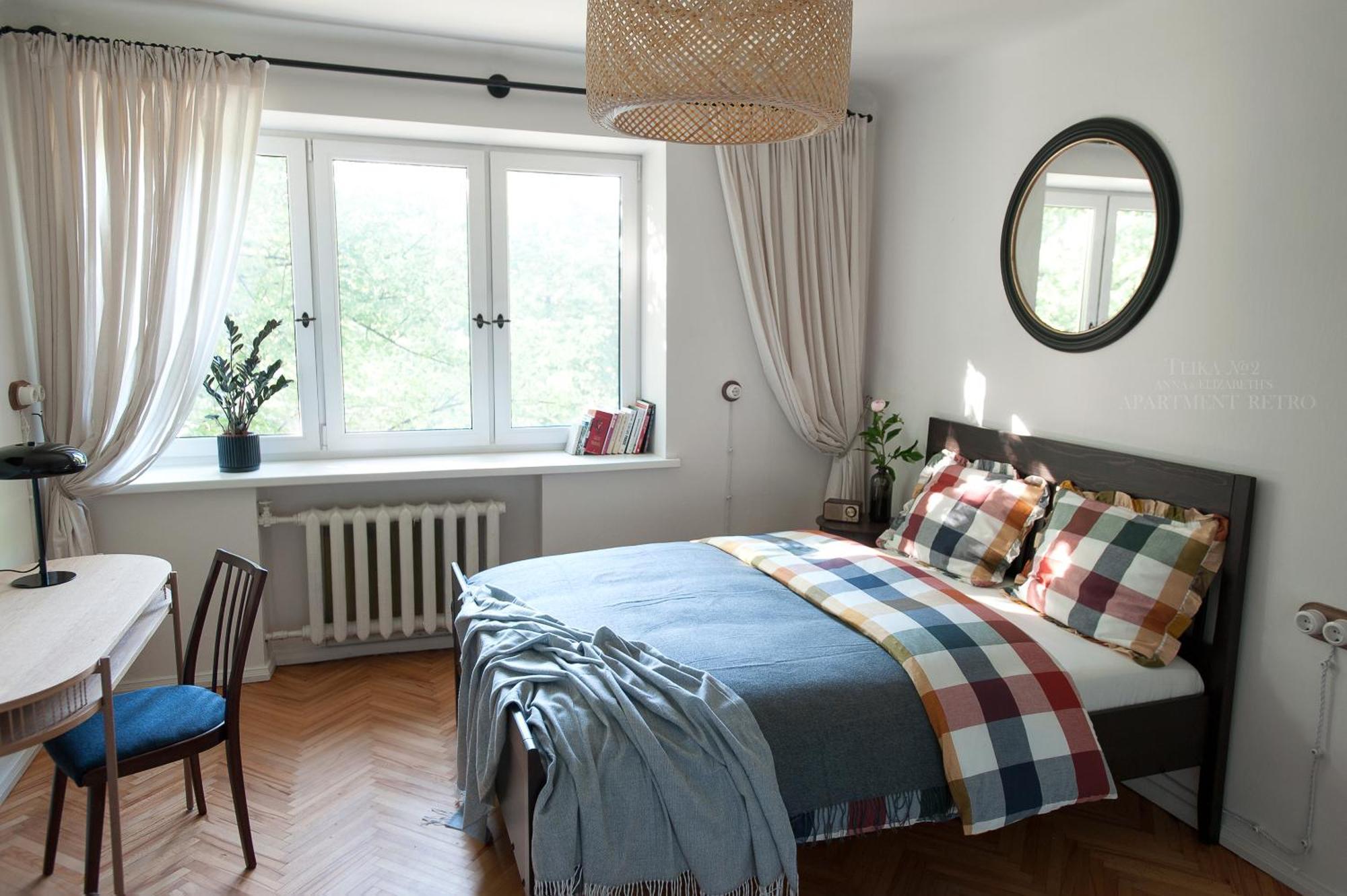 Teika No 2 Apartment-retro On Brivibas Street-free Parking Appartement Riga